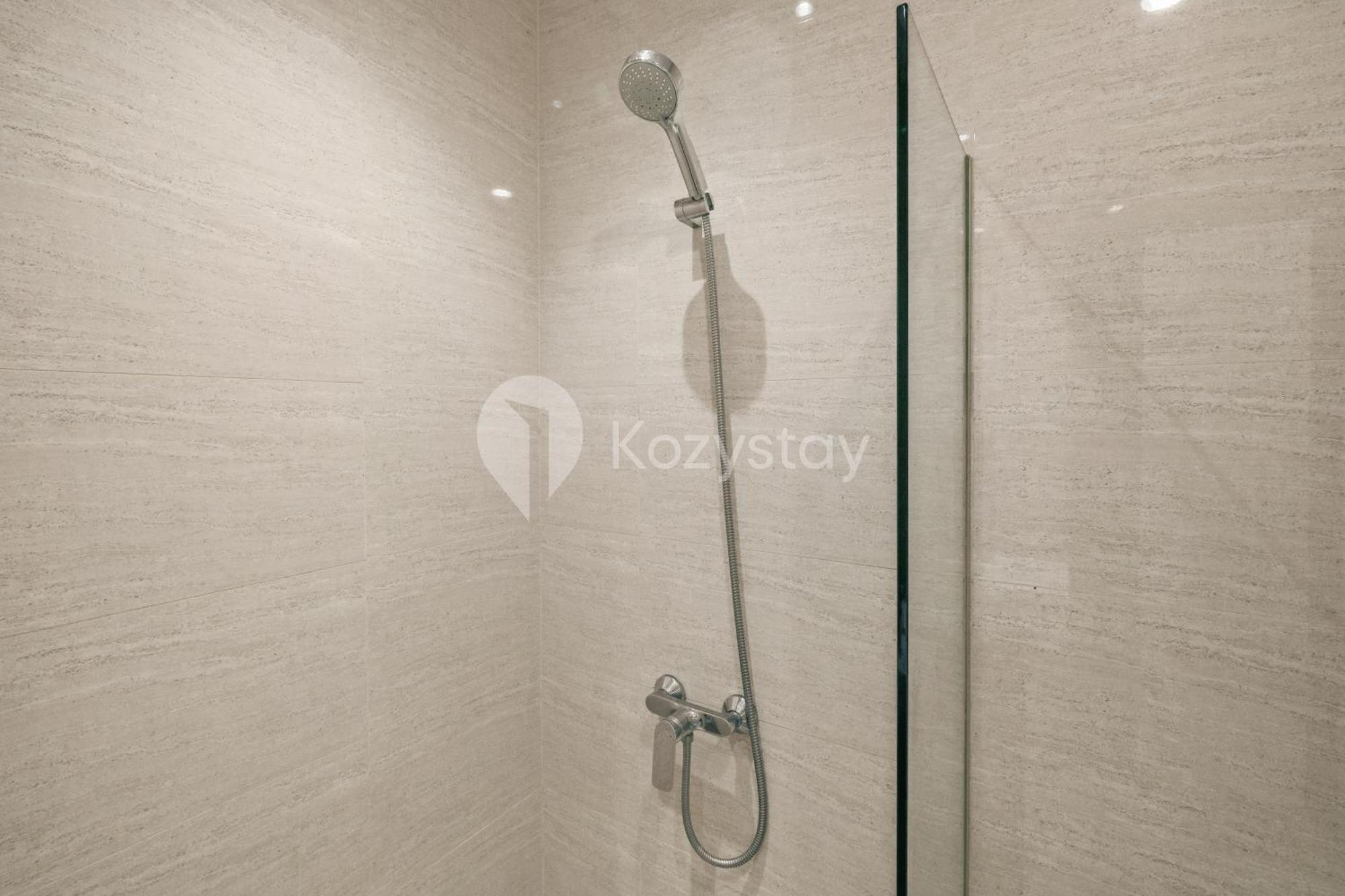 Meadow By Kozystay - Newly Renovated - Kebon Jeruk Jakarta Exterior photo